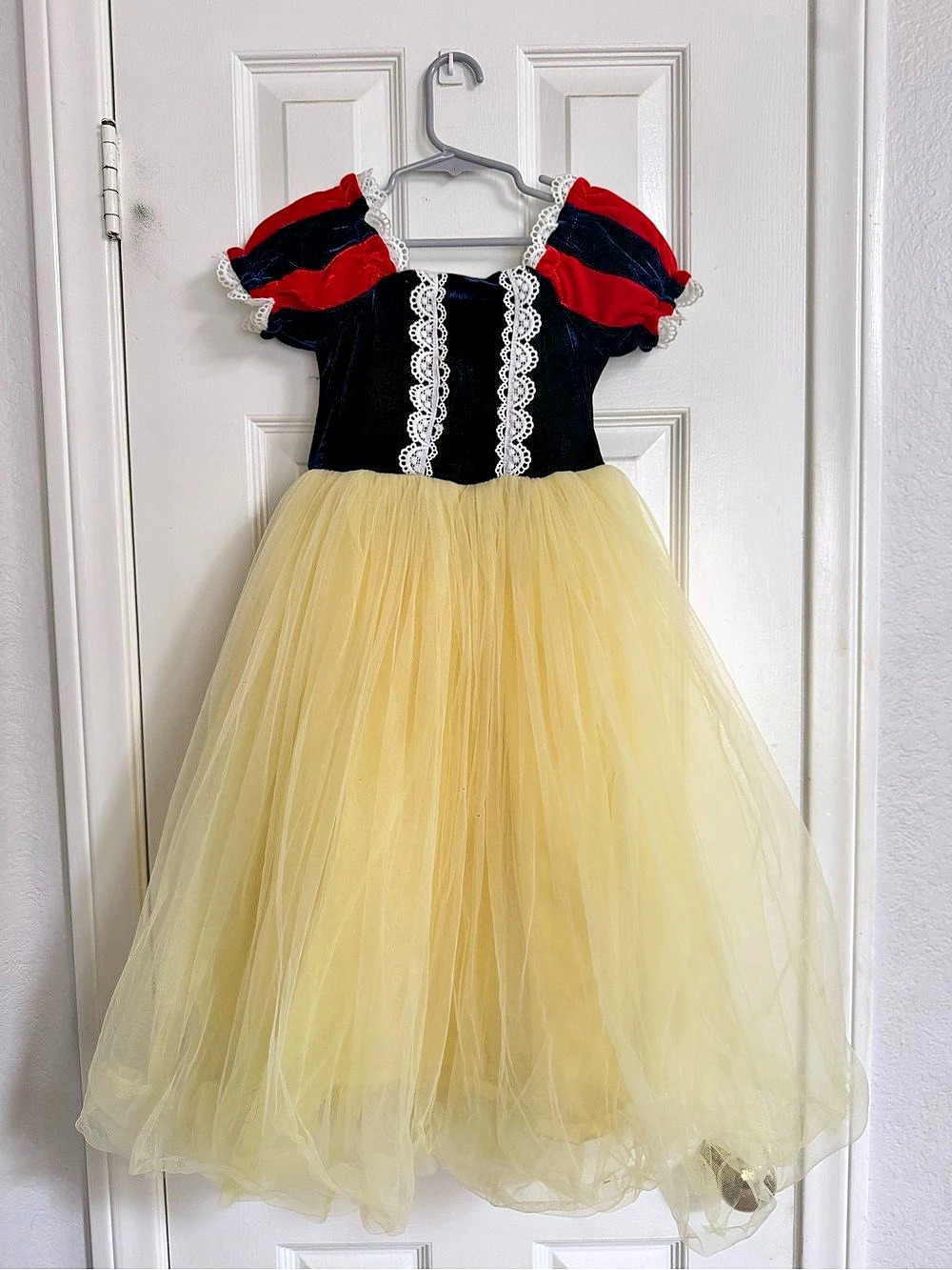 Trish Scully Girls' Yellow & Black Formal Dress Size 4